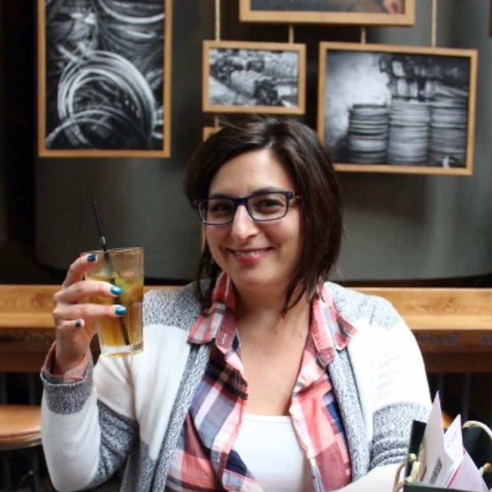 Meet your Posher, Lori